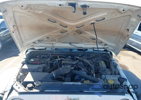 2010 Jeep Wrangler Unlimited Sport from USA, damaged, VIN 1J4BA3H18AL125424